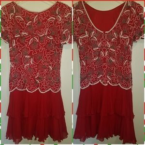 EXCELLENT PRE-OWNED CONDITION ADRIANNA PAPELL EVENING DRESS SIZE 8